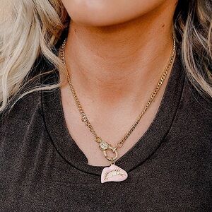 ☃️BOGO50%☃️ 🆕🌿LAUREN KENZIE: BABY PINK Lip Gloss Chain Necklace
